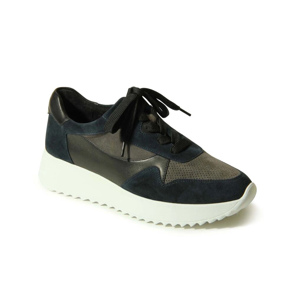 New Vaneli Quebec Sneaker in Navy/Grey Suede Black Leather Women's Size 6